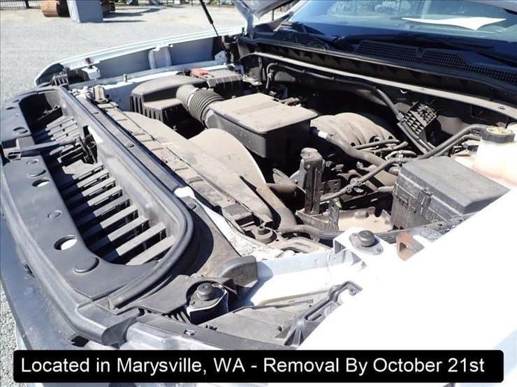 2022-chevrolet-3500-image-22