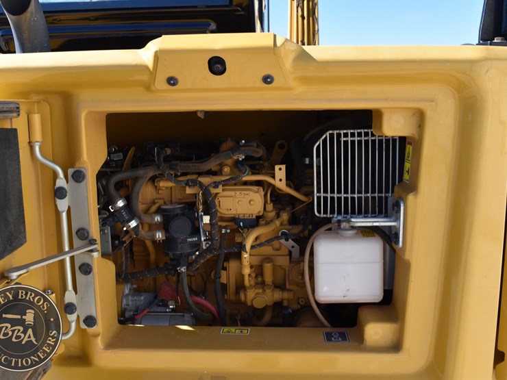 2023-caterpillar-306cr-image-52