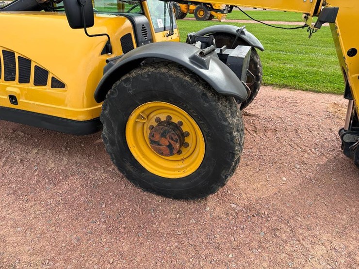 2007-caterpillar-tl943-image-11