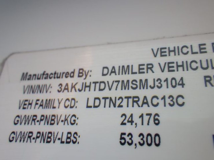 2021-freightliner-cascadia-116-image-18