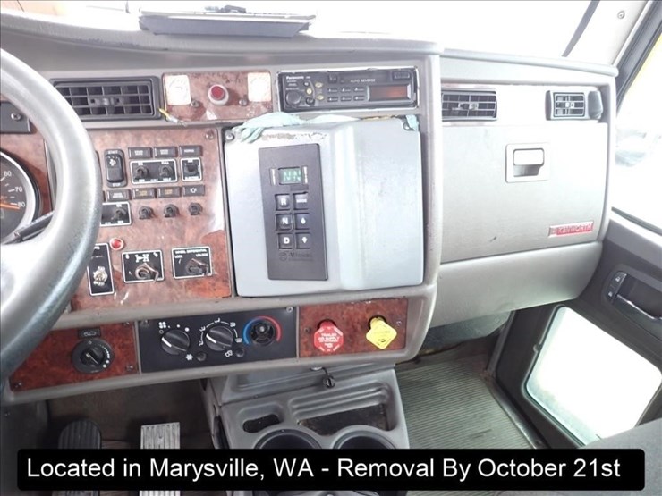 2008-kenworth-t300-image-18