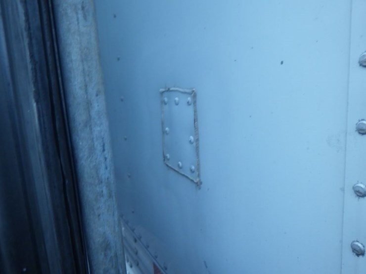 2012-utility-3000r-image-11