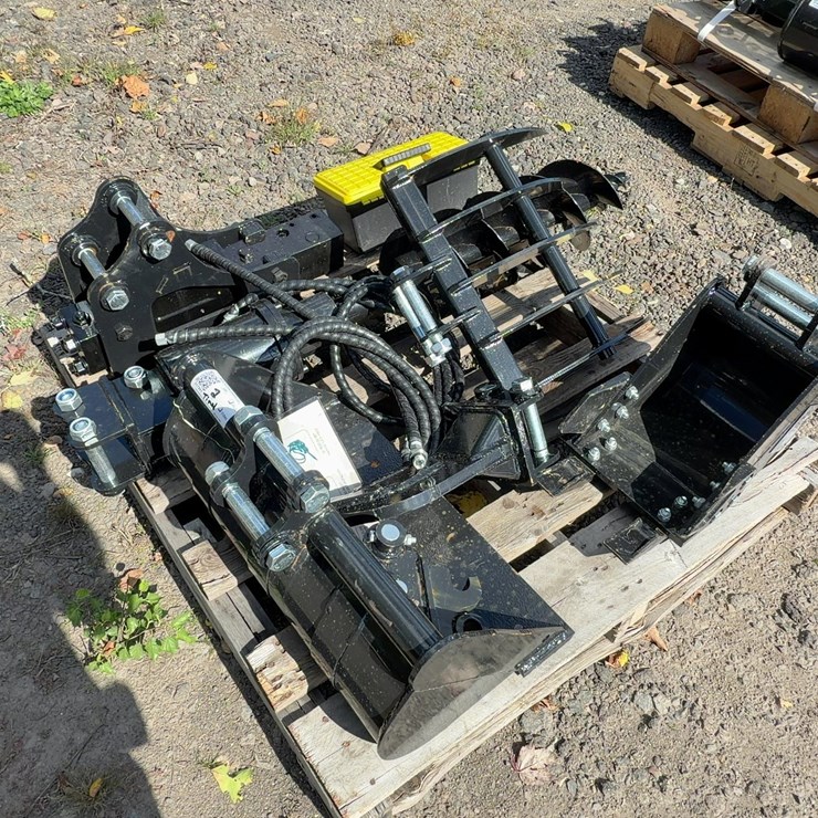 QUANTITY OF MINI EXCAVATOR ATTACHMENTS