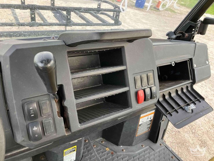 john-deere-gator-image-34