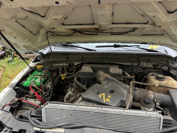 2011-ford-f350-image-35