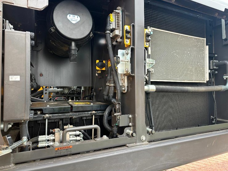 volvo-ec250e-lr-image-42