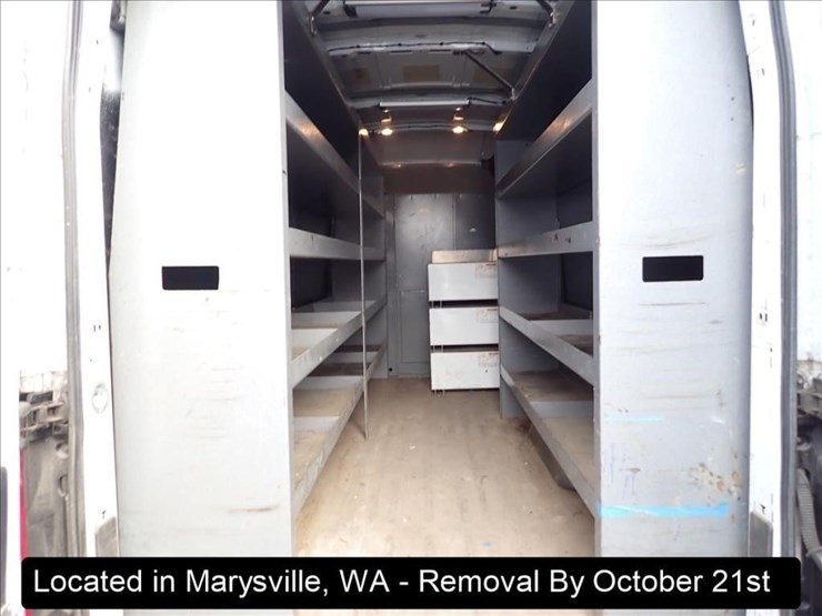 2016-ford-transit-image-4