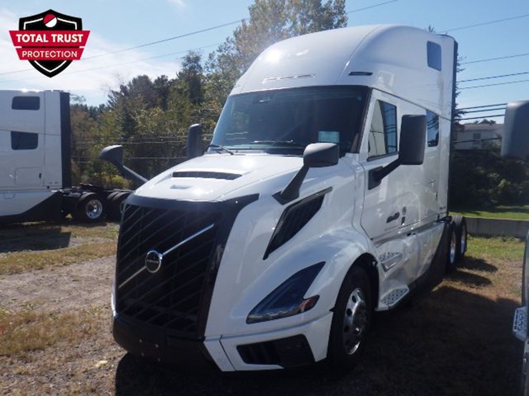 2025-volvo-vnl860-image-1
