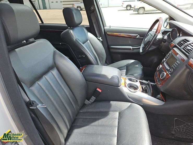 2006-mercedes-benz-r-class-r350-awd-4dr-wagon-image-18