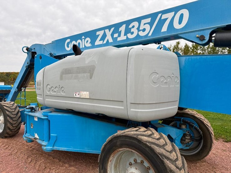 genie-zx135/70-image-18