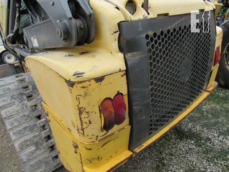 new-holland-c232-image-13