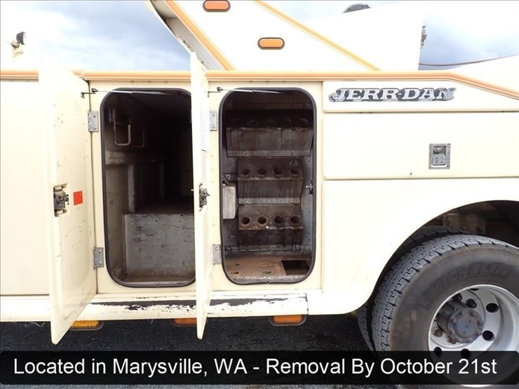1993-peterbilt-378-image-41