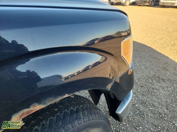 2011-ford-f150-image-30