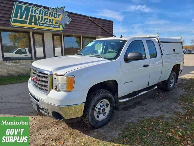 2010-gmc-sierra-2500hd-image-1