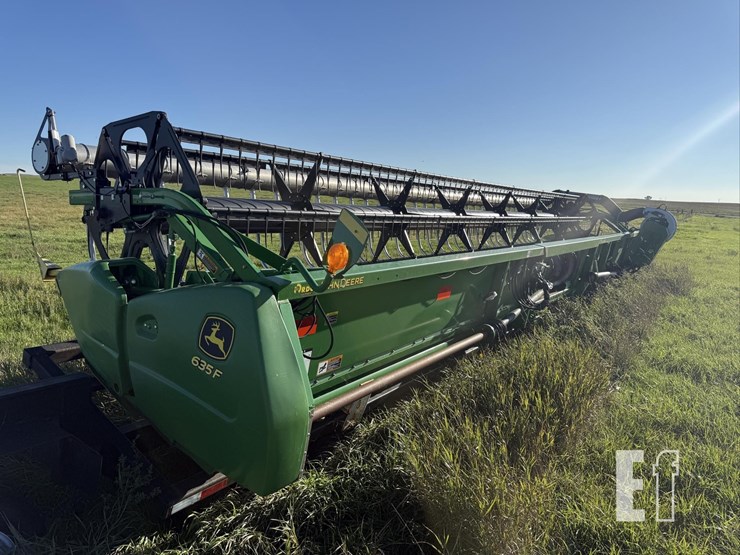 2014-john-deere-635f-image-2