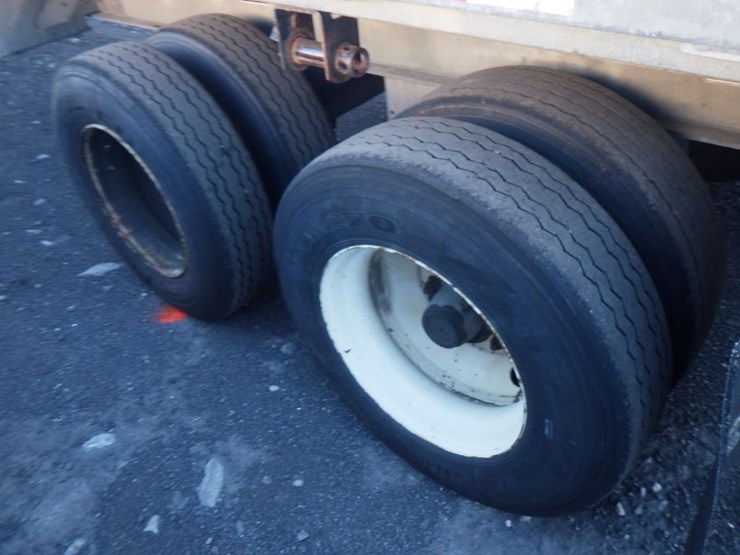 2017-hyundai-flatbed-image-9