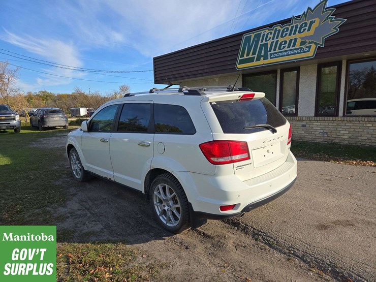 2014-dodge-journey-image-3