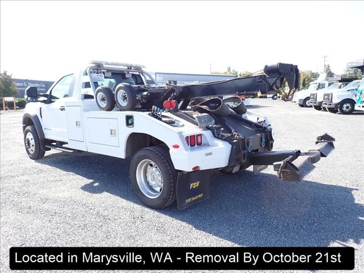 2020-ford-f550-image-28