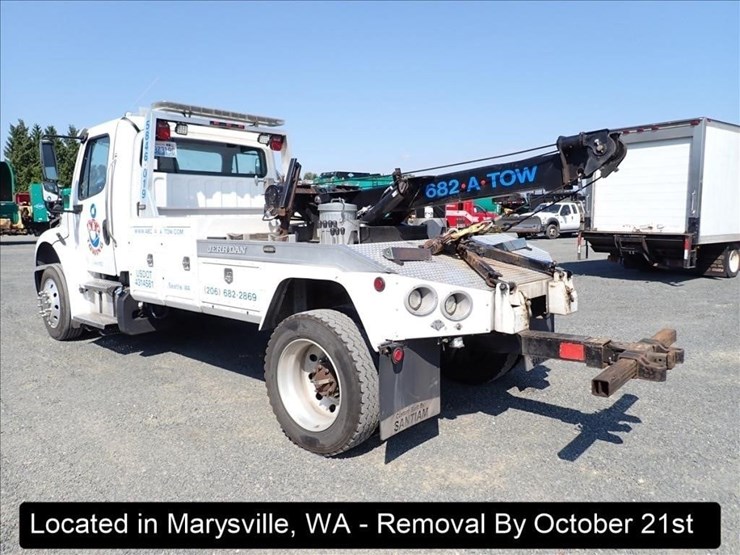 2020-freightliner-m2-image-28