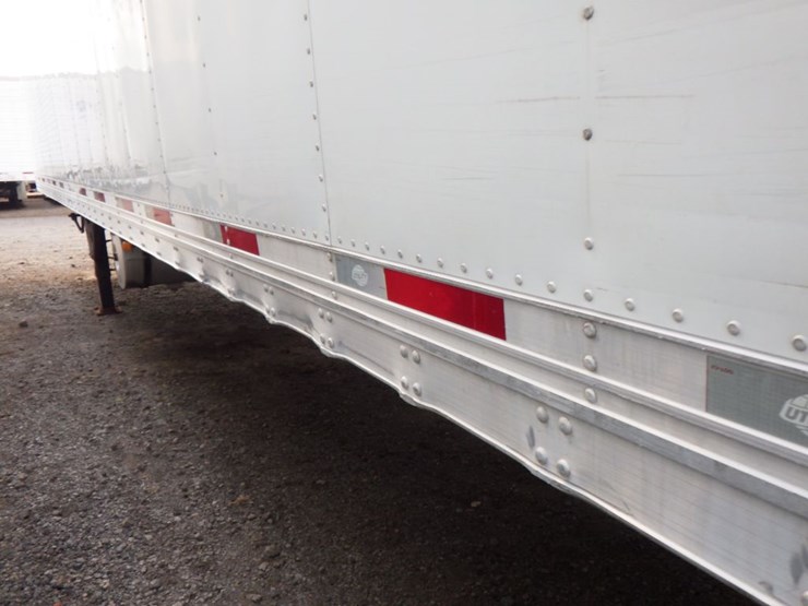 2014-utility-3000r-image-19