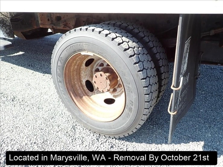 2011-ford-f550-image-30