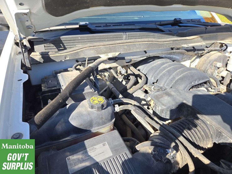 2015-chevrolet-silverado-1500-image-31