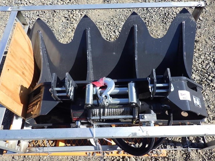 skid-steer-hydraulic-winch-image-5
