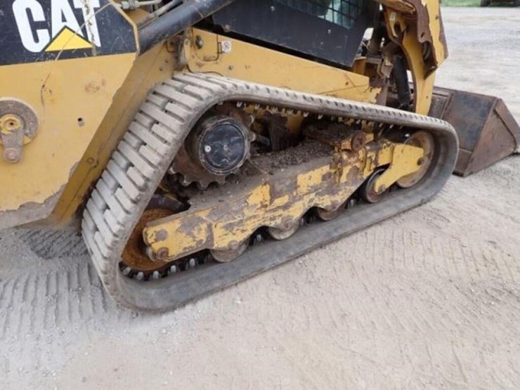 2019-caterpillar-259d-image-44
