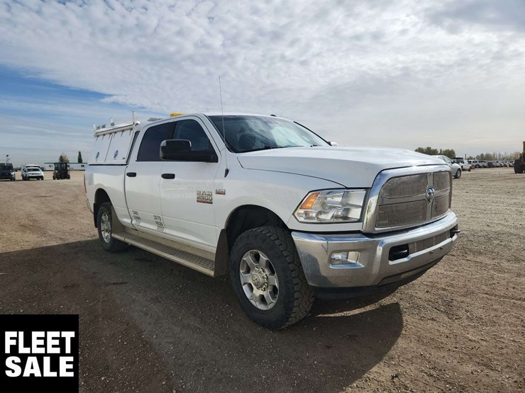 2016-ram-2500-slt-image-2