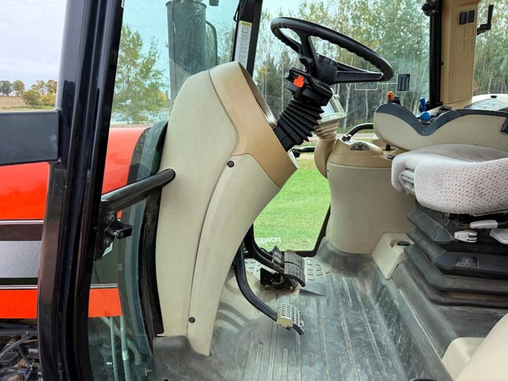 agco-dt240a-image-48