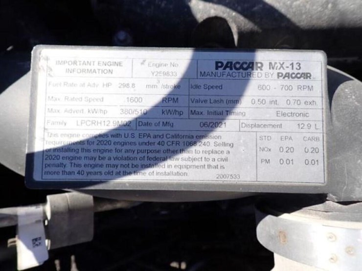 2021-kenworth-t880-image-31