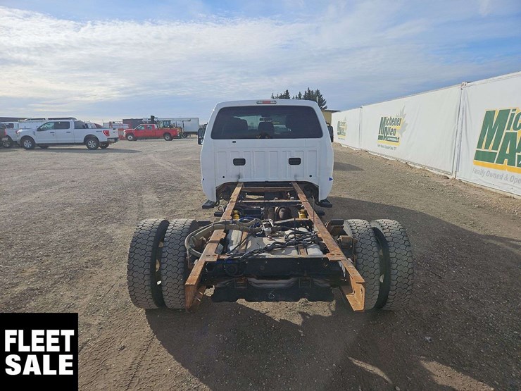 2015-ford-f550-image-6