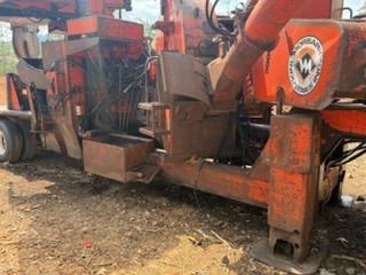 #121-•-morbark-22l-whole-tree-chipper-image-23