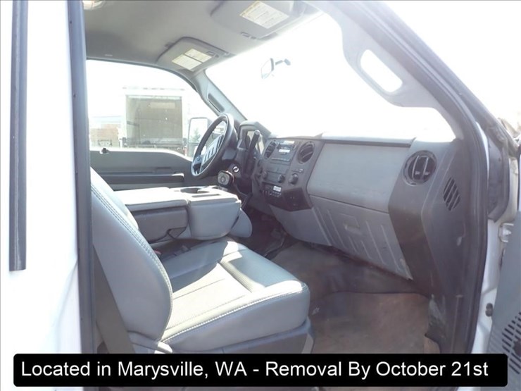2011-ford-f550-image-11