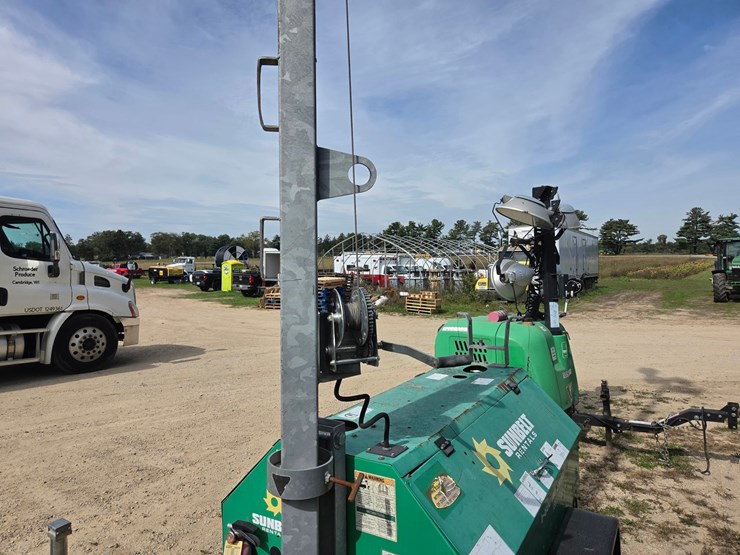 2015-terex-rl4-image-12