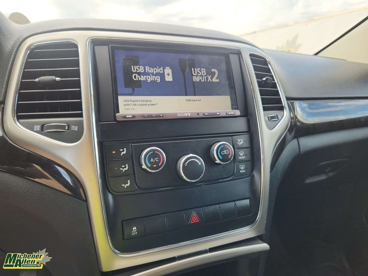 2012-jeep-grand-cherokee-image-8