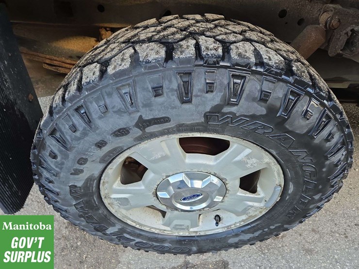 2013-ford-f150-image-13