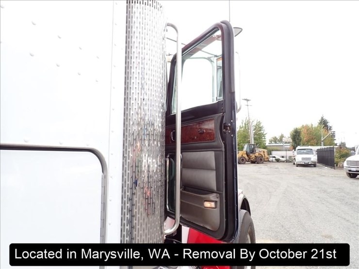 2005-peterbilt-379-image-62
