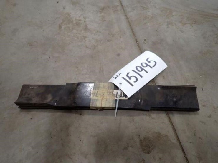 qty-of-3-17.25"-lawn-mower-blades-image-1