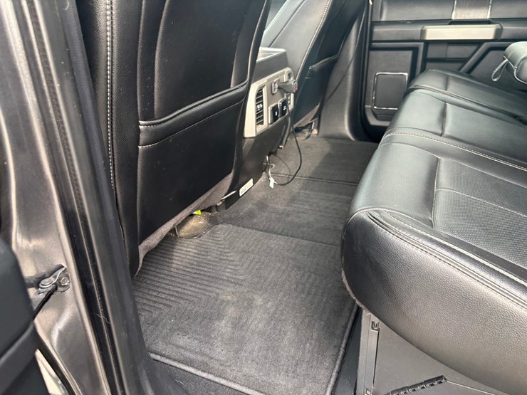 2020-ford-f350-image-46