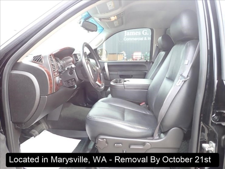 2011-chevrolet-1500-image-25