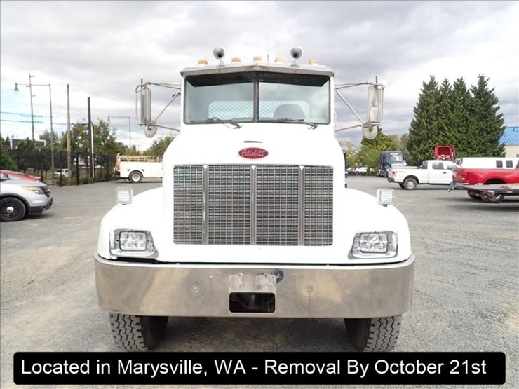 2003-peterbilt-330-image-33