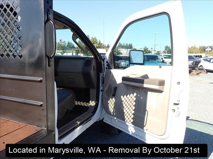 2009-ford-f550-image-24