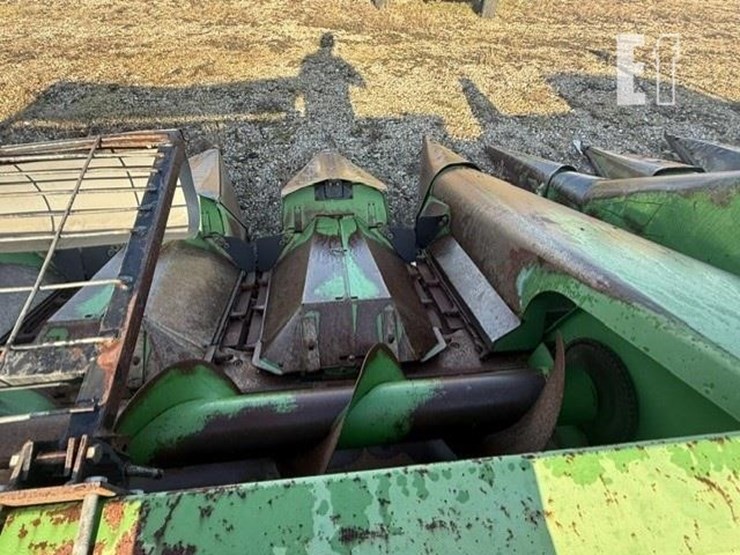 1988-john-deere-643-image-10