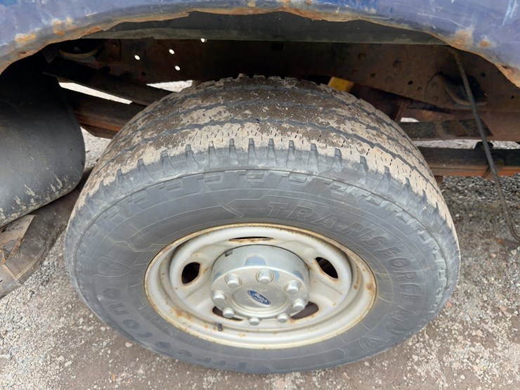 2012-ford-f350-xl-image-9