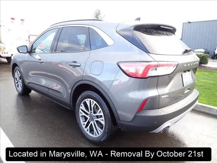 2021-ford-escape-image-18