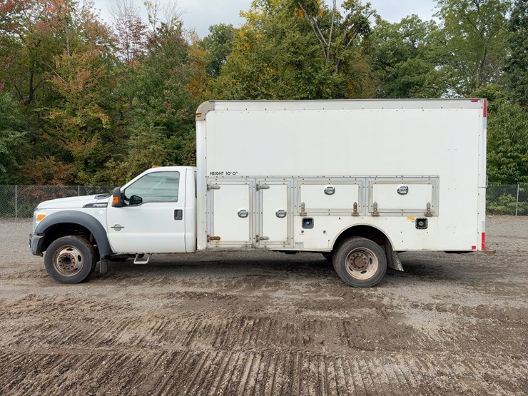 2016-ford-f550-xl-image-2
