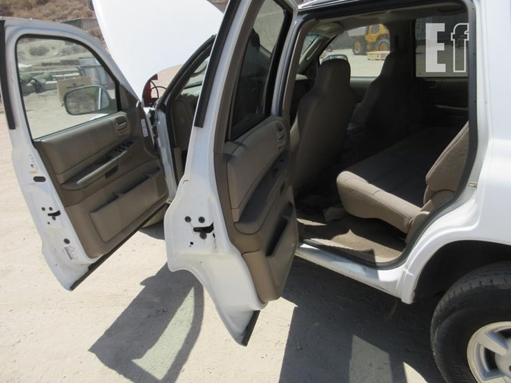 2001-dodge-durango-image-13