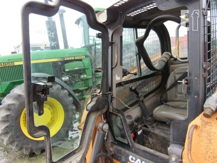 2013-case-sr200-image-4