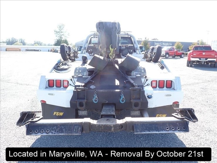 2020-ford-f550-image-37